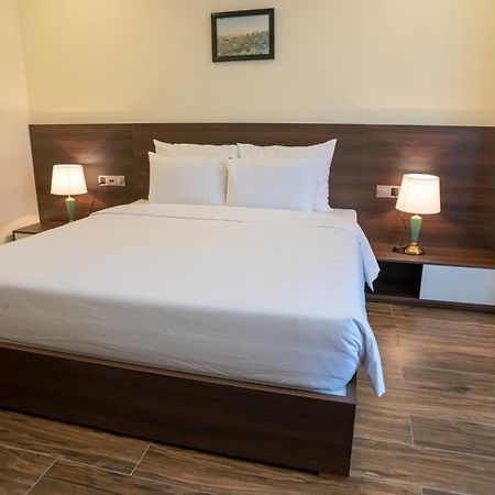 Mai Vy Hotel Tay Ninh Exteriör bild